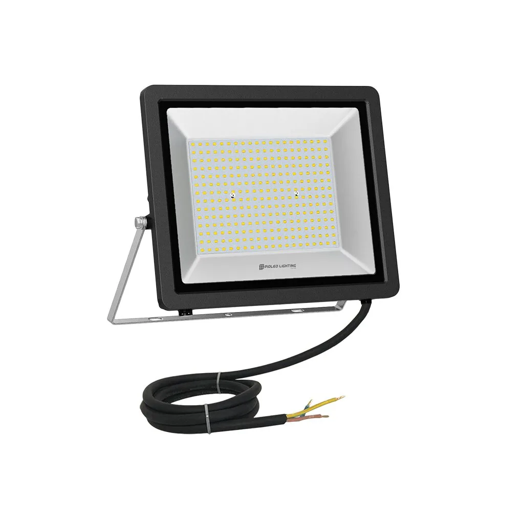PioLED-Lighting-F4162-200W-IP65-Nano-EVO-LED-Floodlight-1 PIO NANO EVO F/LIHT 200W 6000K - Image 1